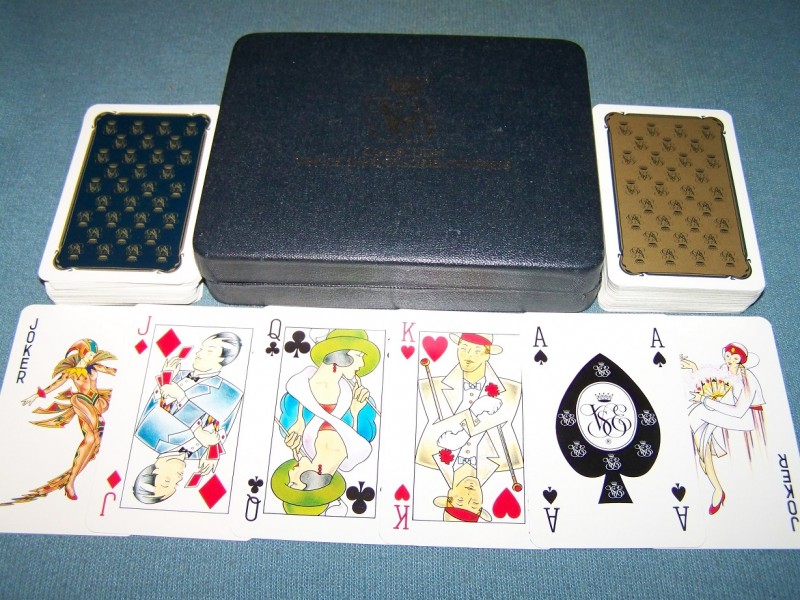 Venice Simplon Orient Express Double Set In Clamshell Box (0380).jpg